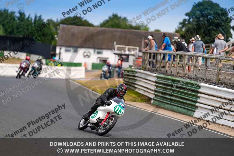 Vintage motorcycle club;eventdigitalimages;mallory park;mallory park trackday photographs;no limits trackdays;peter wileman photography;trackday digital images;trackday photos;vmcc festival 1000 bikes photographs